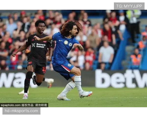 切尔西库库雷利亚边路助攻效果有限，进攻宽度利用不足